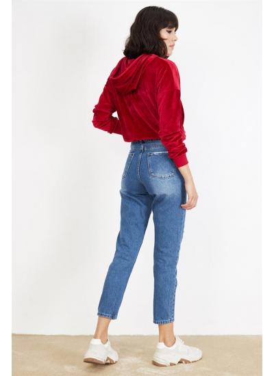 Kadın Mavi Yırtık Efektli Mom Jeans