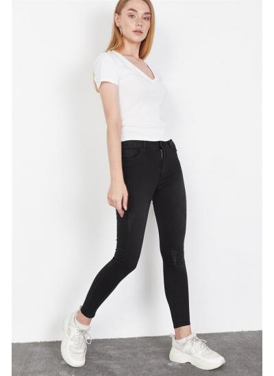 Kadın Siyah Eskitme Efektli Skinny Jeans