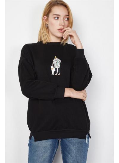 Kadın Siyah Figür Baskılı Sweatshirt