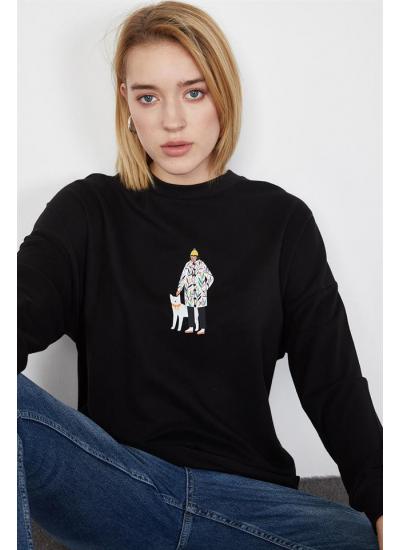 Kadın Siyah Figür Baskılı Sweatshirt