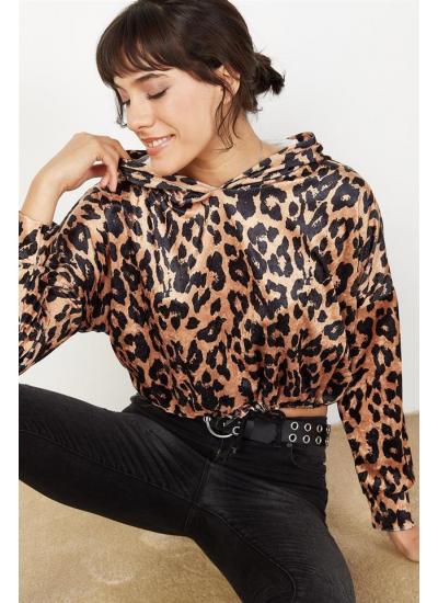 Kadın Siyah Leopar Desenli Kadife Sweatshirt